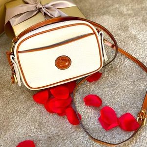 DOONEY and BOURKE vintage small crossbody
